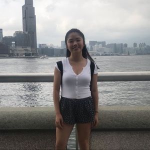 Meet your Posher, Christina